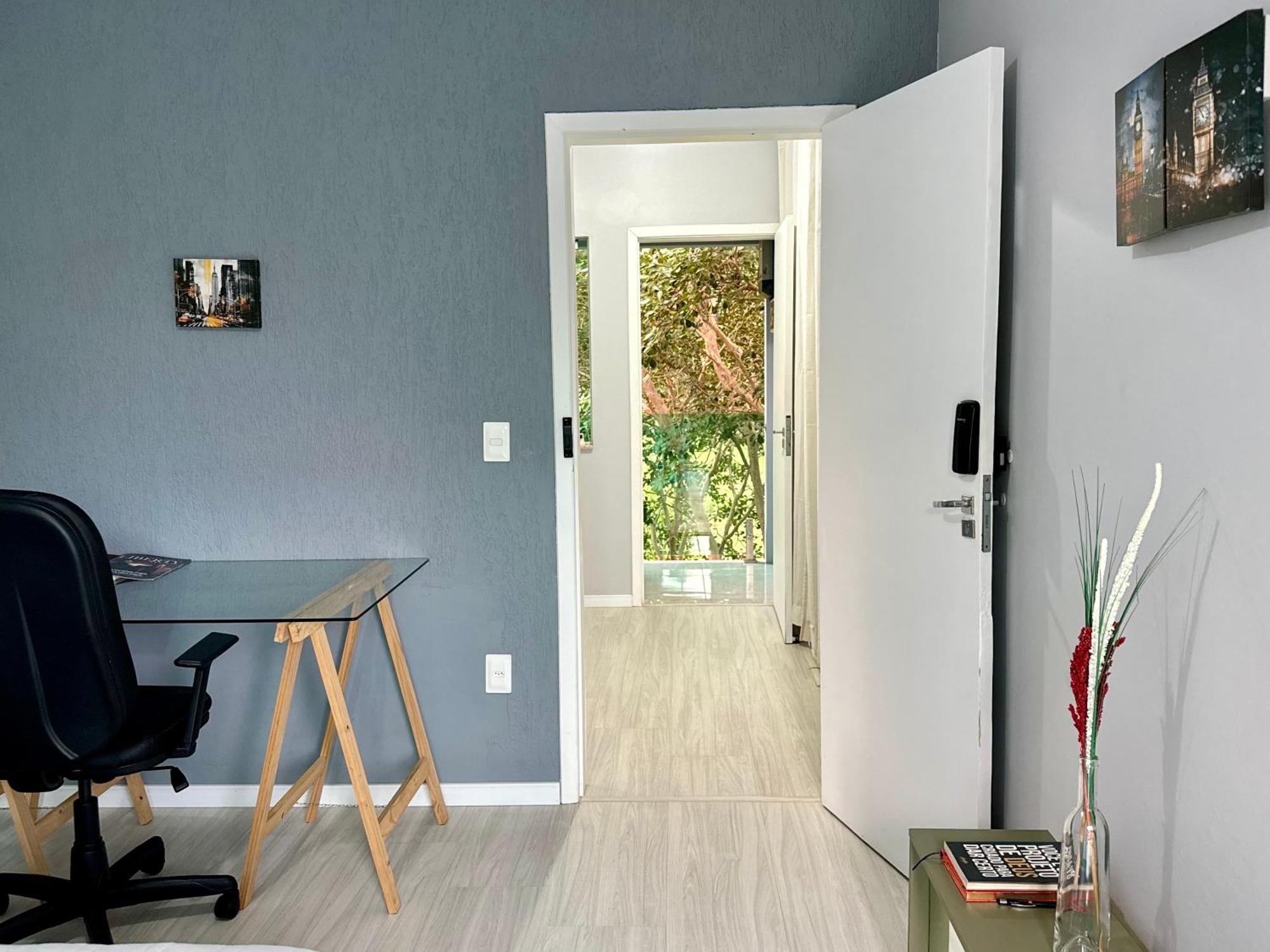 Quarto Confortavel Com Tv, Ar E Sacada Vista Jardim Florianópolis Eksteriør billede