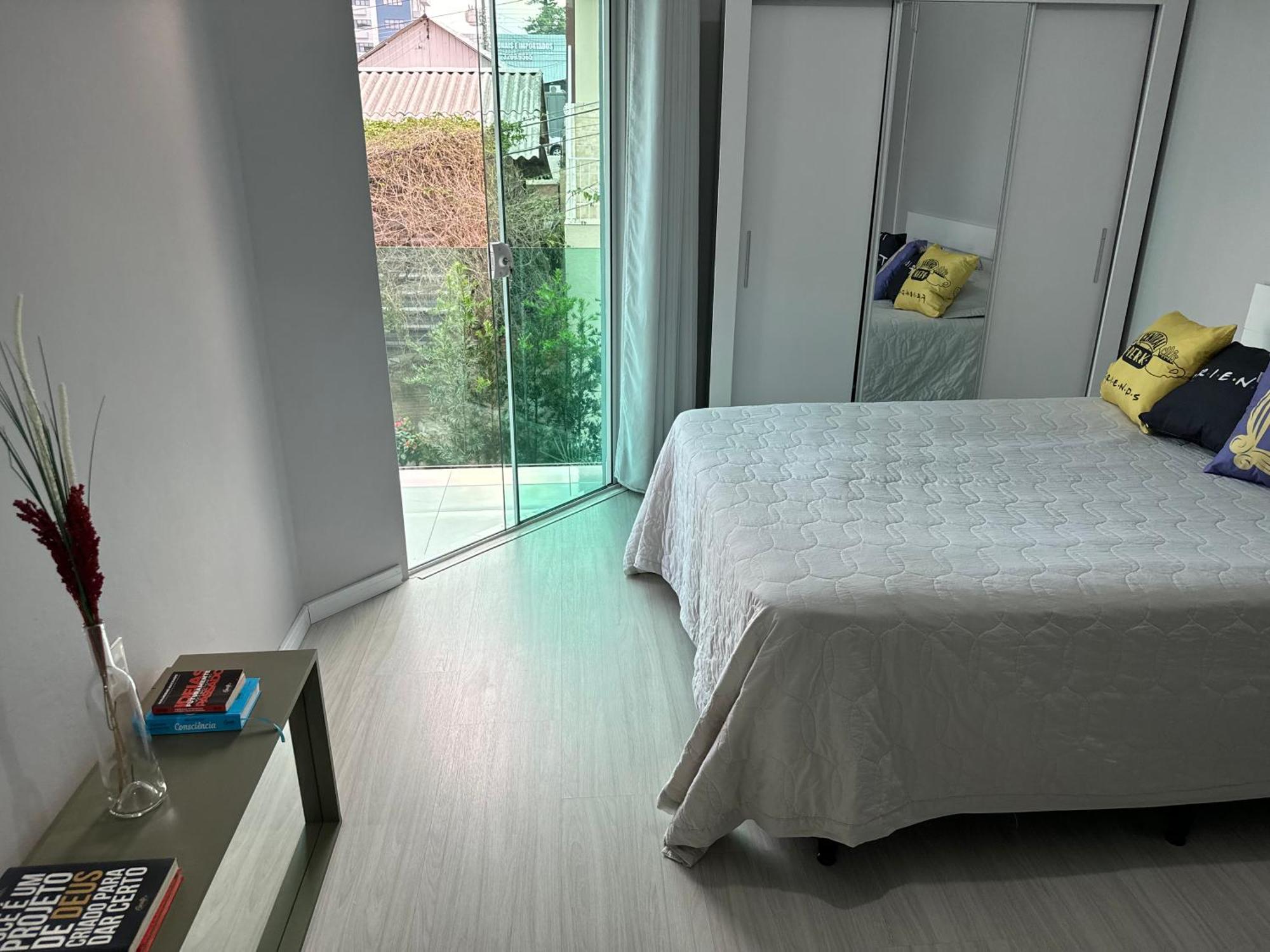 Quarto Confortavel Com Tv, Ar E Sacada Vista Jardim Florianópolis Eksteriør billede